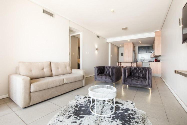 Point Waterfront, 1006 Quayside Apartment *
